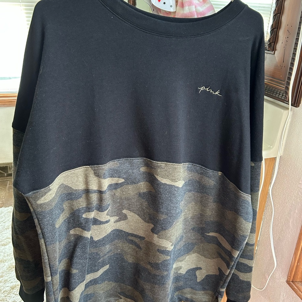 PINK Victoria's Secret Black and Camo Logo Sweatshirt